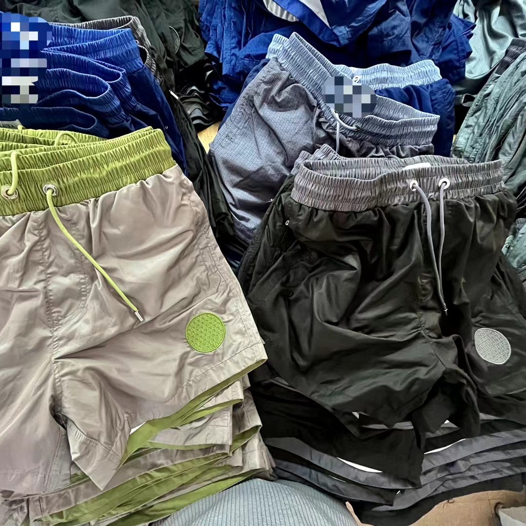 Low-volume custom board shorts color range produced by Jinfengtu Apparel